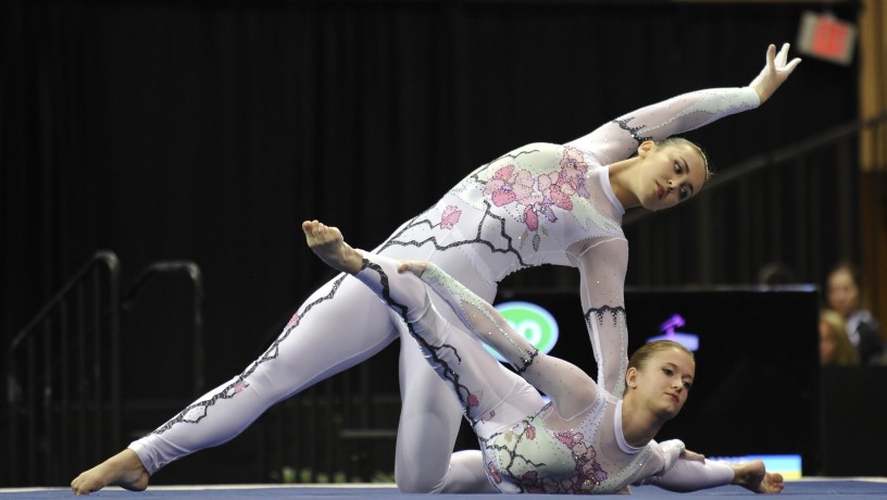 acro_yog2016